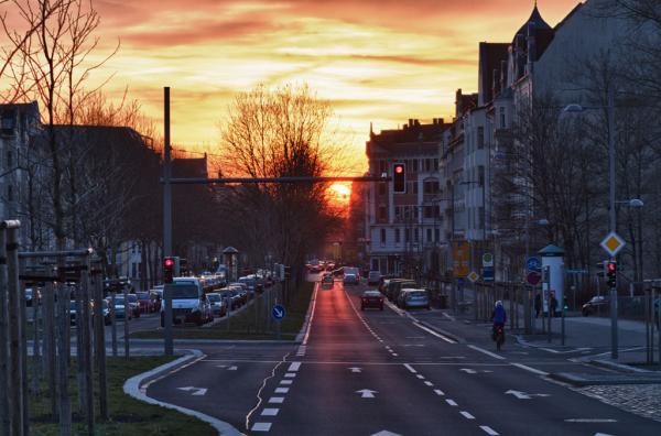 Kurt-Eisner-Straße: Sonnenuntergang