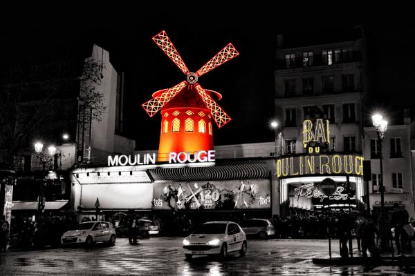 Paris: Moulin Rouge